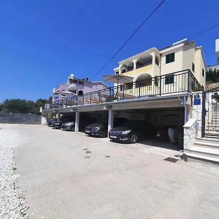 Lägenhet Pool Side With Sea View And Spacious Sun Deck A5 *