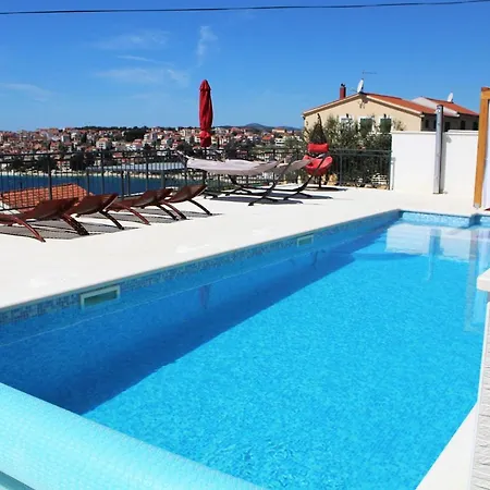 Pool Side With Sea View And Spacious Sun Deck A5 * تروغير